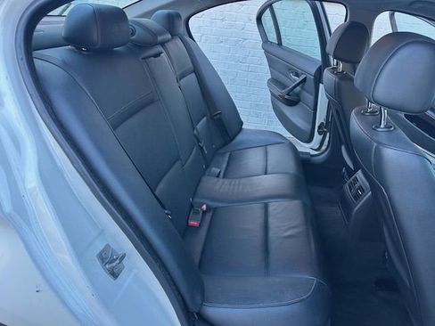 Used 2011 BMW 328i Sedan image 12