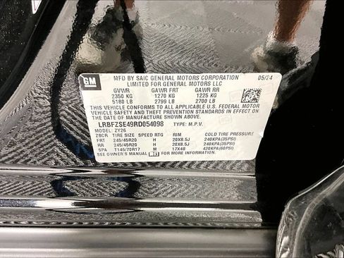 Certified 2024 Buick Envision Avenir AWD/4WD image 18