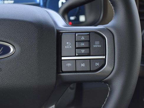 New 2026 Ford F250 Lariat w/ Lariat Premium Package image 10