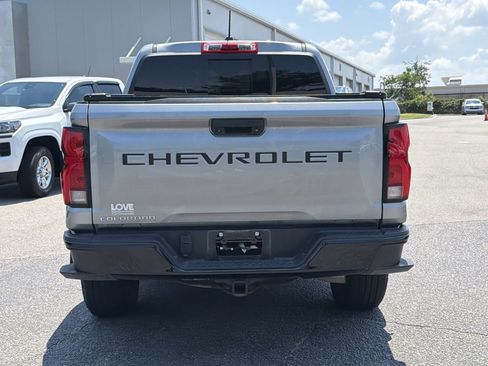 Used 2023 Chevrolet Colorado Z71 w/ Z71 Convenience Package 2 AWD/4WD image 11