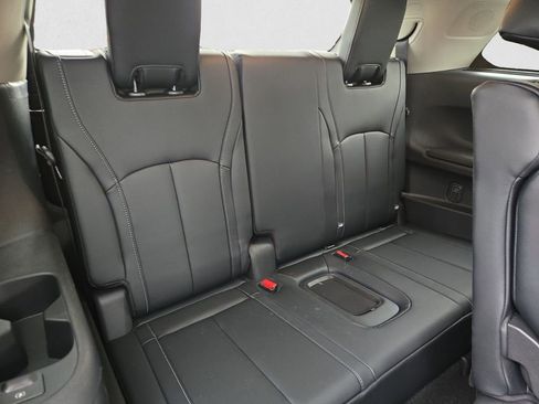 Used 2023 INFINITI QX60 Luxe image 18