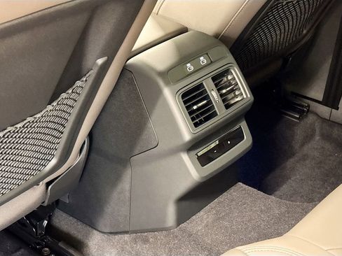 New 2025 Audi Q5 Premium image 17