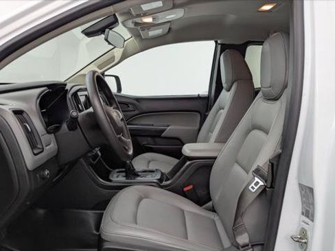 Used 2022 Chevrolet Colorado W/T w/ WT Convenience Package RWD image 14