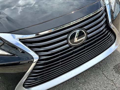 Used 2017 Lexus ES 350 image 29