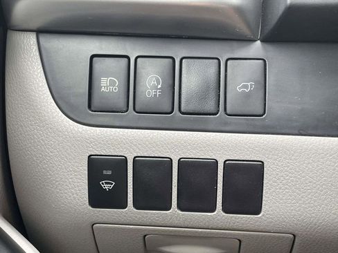 Used 2017 Toyota Highlander XLE FWD image 28