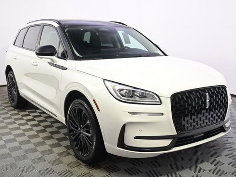 New 2026 Lincoln Corsair Reserve w/ Jet Appearance Package AWD/4WD image 8