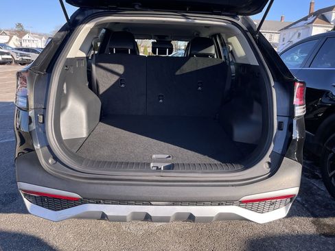 Used 2024 Kia Sportage EX image 11