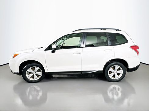 Used 2016 Subaru Forester 2.5i Premium AWD/4WD image 4