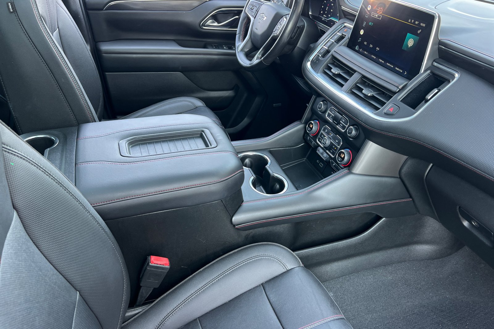 Used 2022 Chevrolet Tahoe RST w/ Sport Performance Package AWD/4WD image 17