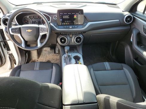 Certified 2024 Chevrolet Blazer LT w/ Convenience Package image 25