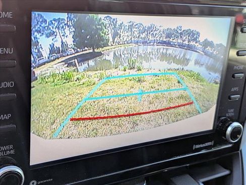 Used 2022 Toyota Corolla SE FWD image 6
