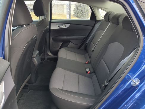 Certified 2024 Kia Forte LXS w/ LXS Technology Package image 18