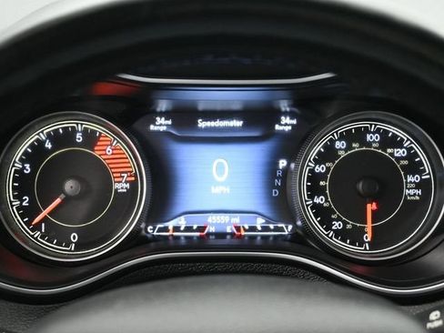 Used 2021 Jeep Cherokee High Altitude AWD/4WD image 12