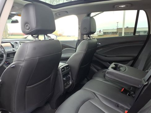 Used 2019 Buick Envision Premium image 28