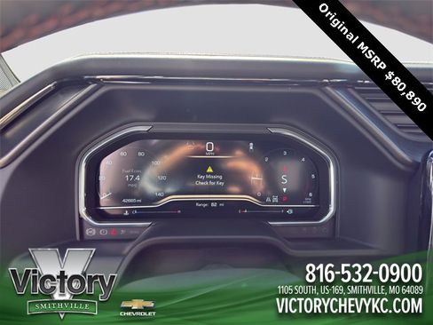 Used 2025 GMC Sierra 1500 AT4X image 11