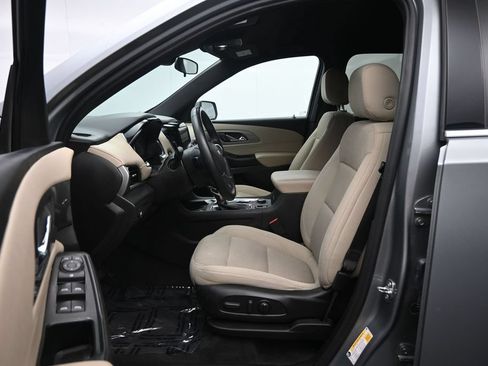 Used 2023 Chevrolet Traverse LT w/ LPO, Cargo Package AWD/4WD image 24