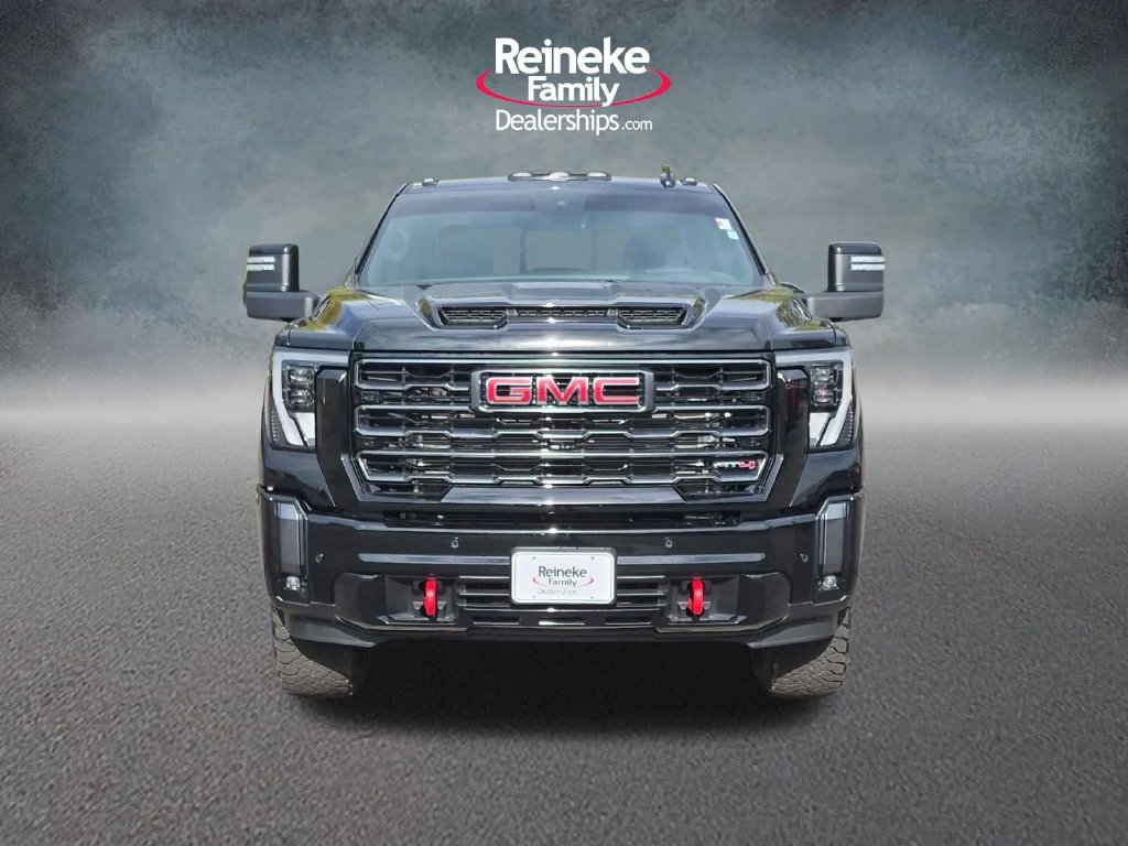 Used 2024 GMC Sierra 2500 AT4 w/ AT4 Premium Plus Package AWD/4WD image 2