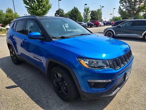 Used 2019 Jeep Compass Latitude AWD/4WD image 7