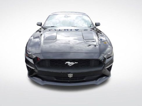 Used 2023 Ford Mustang Coupe RWD image 3