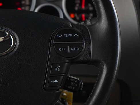 Used 2013 Toyota Sequoia Platinum RWD image 18