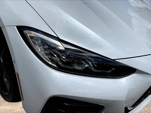 Used 2021 BMW 430i Coupe w/ M Sport Package RWD image 32