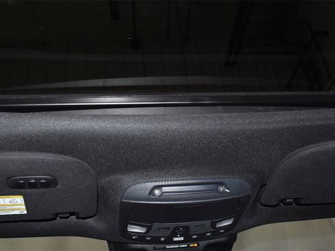 Used 2024 Ford Expedition Limited image 21