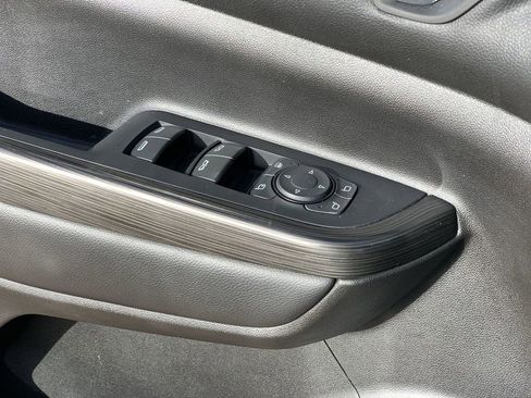 Certified 2023 GMC Acadia SLT w/ Technology Package image 22