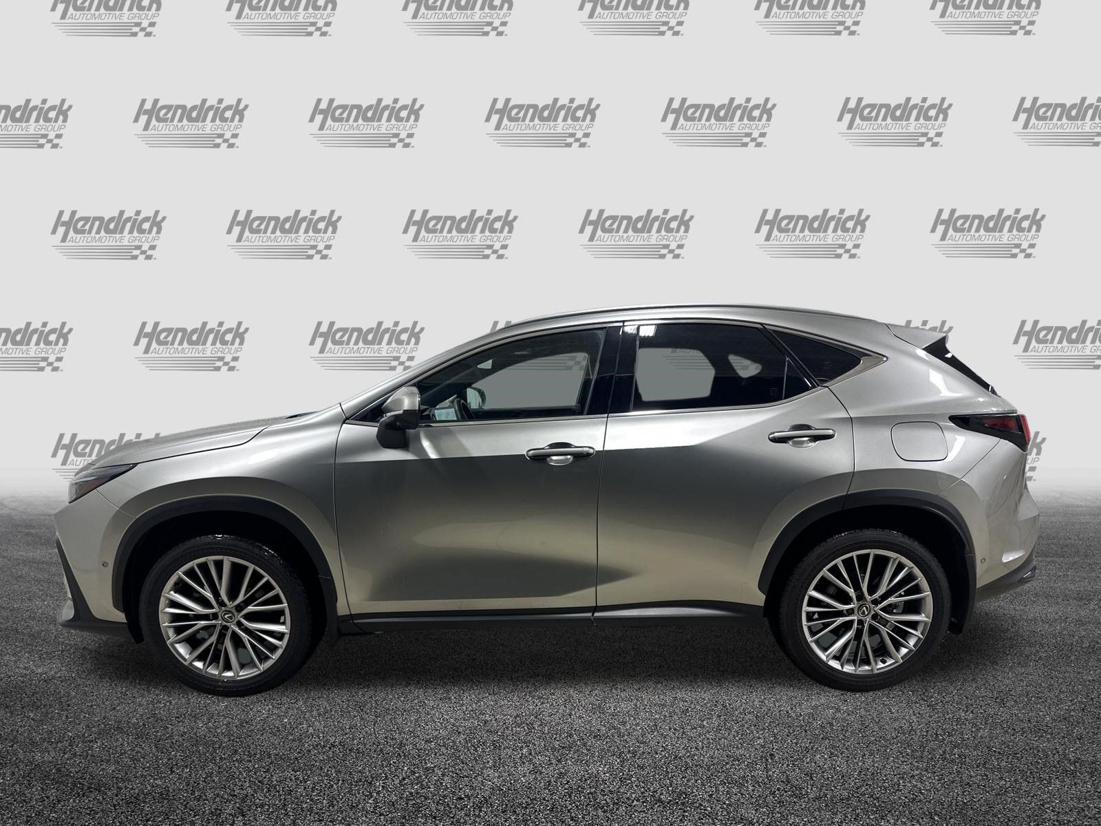 Certified 2025 Lexus NX 350h AWD w/ Accessory Package (2T) image 7