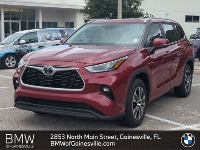 Used 2023 Toyota Highlander XLE