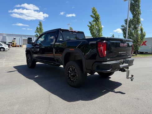 Used 2022 GMC Sierra 3500 AT4 w/ AT4 Premium Plus Package AWD/4WD image 9