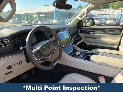 Used 2022 Jeep Wagoneer Series II image 4