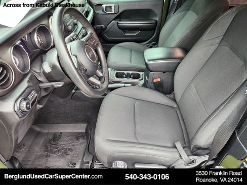 Used 2021 Jeep Wrangler Sport image 12