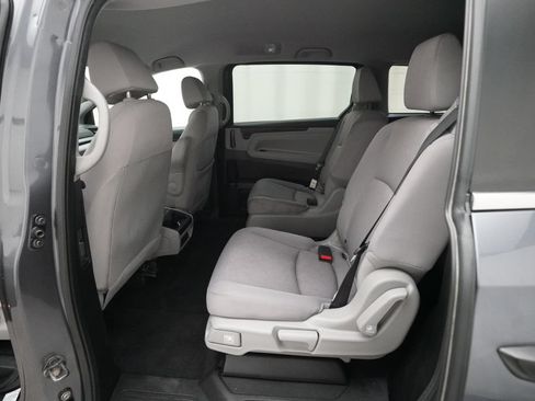 Used 2019 Honda Odyssey LX image 15