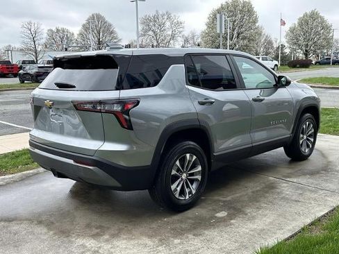 New 2025 Chevrolet Equinox LT image 5