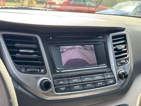 Used 2017 Hyundai Tucson SE FWD image 20