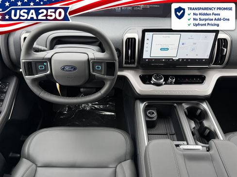 New 2026 Ford Expedition Active RWD image 12