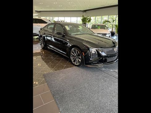 New 2026 Cadillac CT5 V Blackwing w/ Carbon Fiber 2 Package RWD image 2