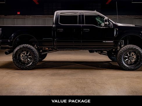 Used 2019 Ford F250 Lariat image 10