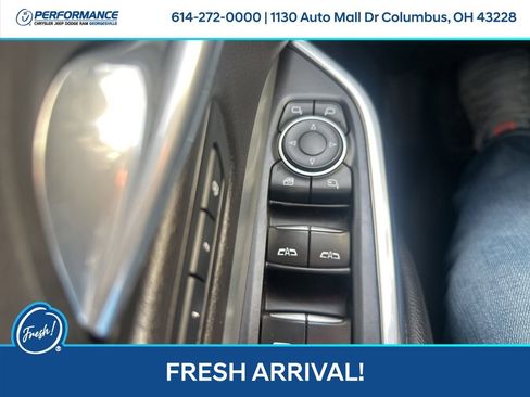 Used 2019 Cadillac XT4 Premium Luxury image 24