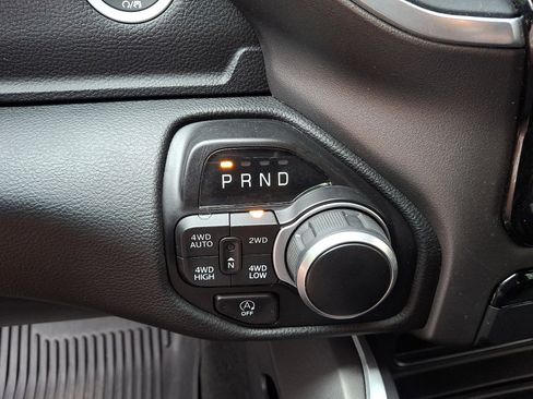Certified 2022 RAM 1500 Big Horn AWD/4WD image 15