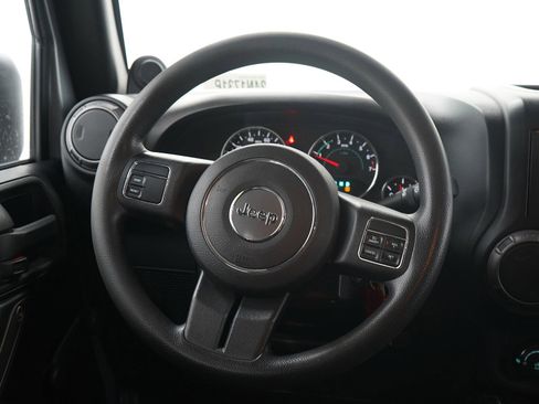 Used 2013 Jeep Wrangler Unlimited Sport image 16