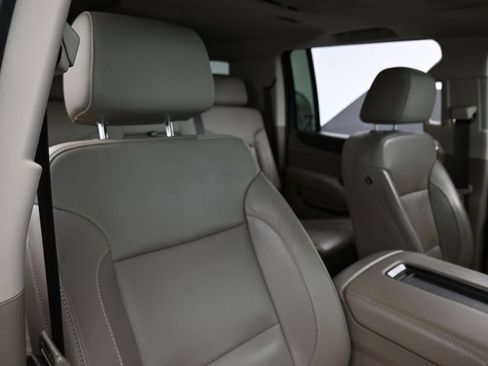 Used 2019 GMC Yukon XL SLT w/ Premium Edition RWD image 48