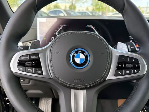 New 2026 BMW X5 xDrive50e w/ M Sport Package AWD/4WD image 34