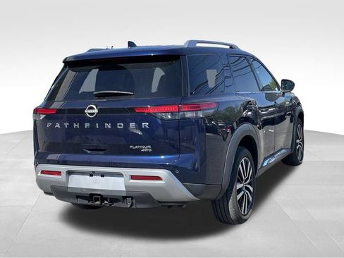 Certified 2022 Nissan Pathfinder Platinum w/ Cargo Package AWD/4WD image 4