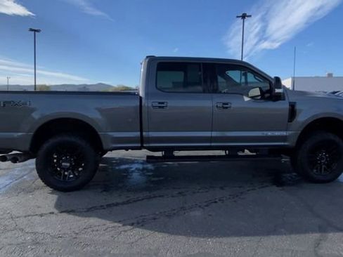 Used 2022 Ford F350 Lariat w/ Black Appearance Package AWD/4WD image 9