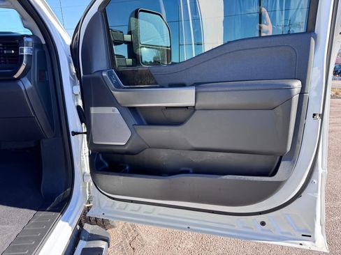 Used 2023 Ford F250 Lariat w/ FX4 Off-Road Package image 20