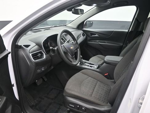 Used 2022 Chevrolet Equinox LT FWD image 10