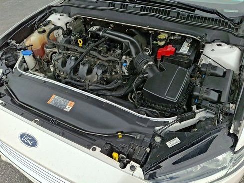 Used 2016 Ford Fusion Titanium image 30