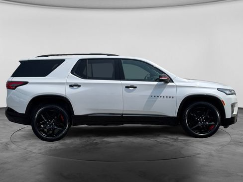 Used 2023 Chevrolet Traverse Premier w/ Redline Edition AWD/4WD image 11