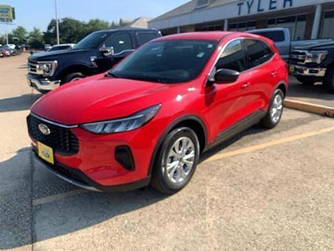 Used 2024 Ford Escape Active FWD image 22